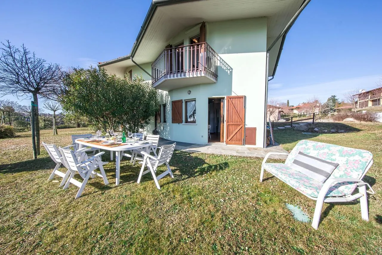 Apartment Villaggio Paolette 2 Padenghe sul Garda Italy