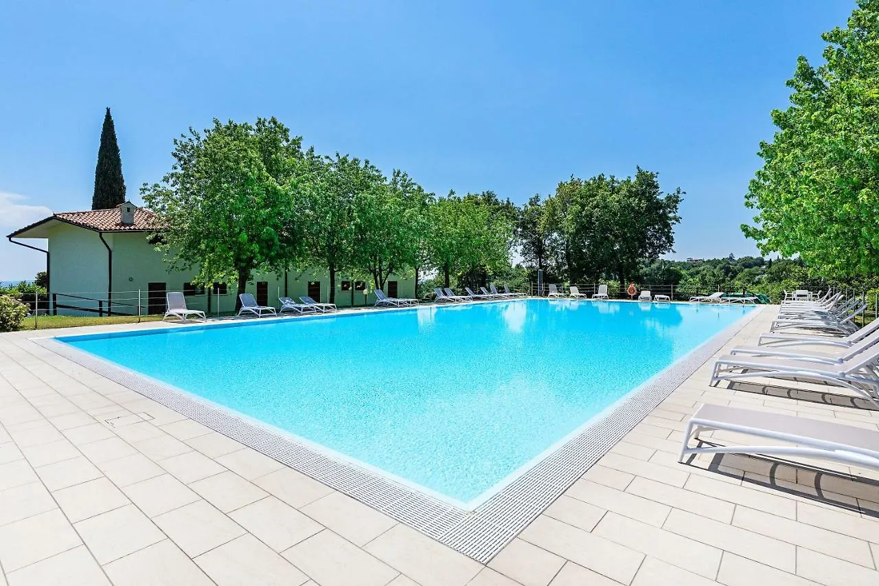 Apartment Villaggio Paolette 2 Padenghe sul Garda Italy